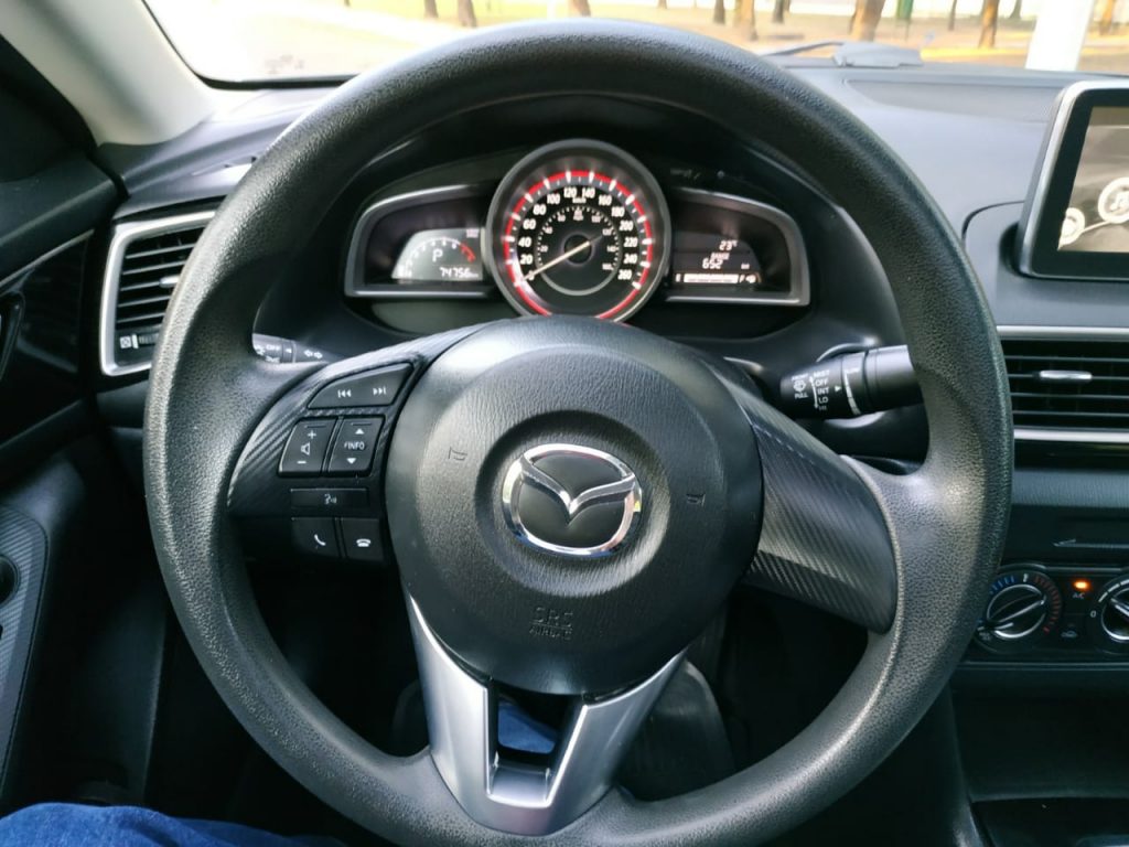 MAZDA 3 SKYACTIV 2-0 2015 12