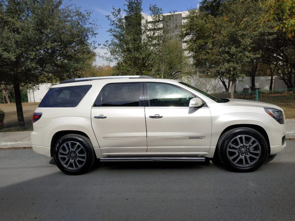 GMC ACADIA DENALI 2013