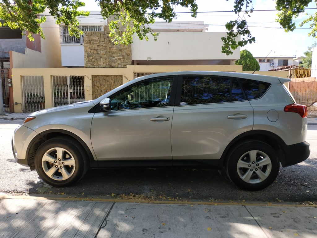 RAV4 XLE AWD 2014