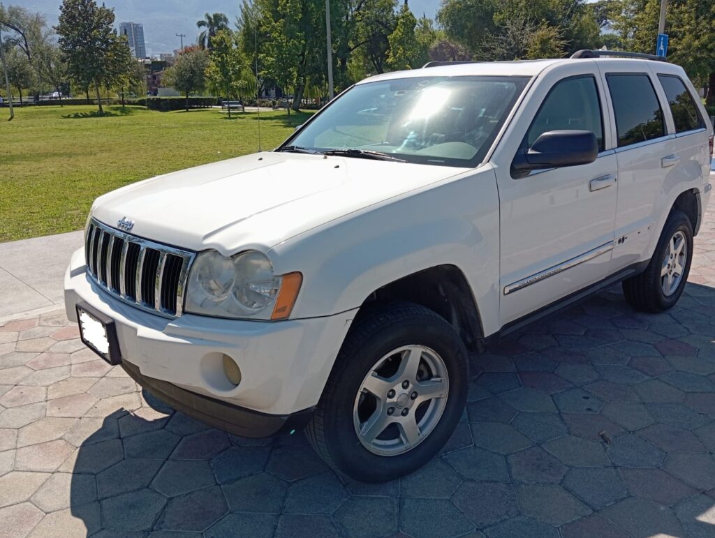 Jeep Grand Cherokee Limited 2005 3