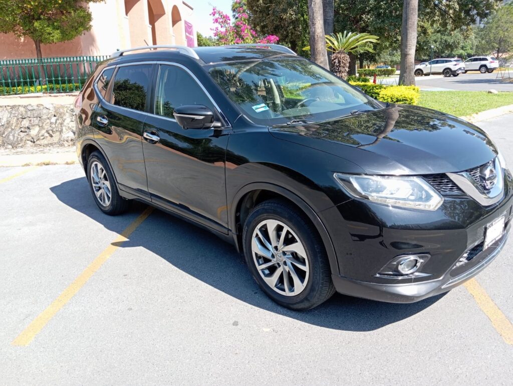 Nissan X Trail Exclusive 2 Row 2017 1