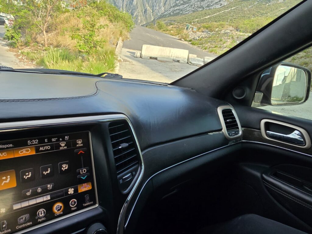 Jeep Grand Cherokee 2014 V6 4x4 13