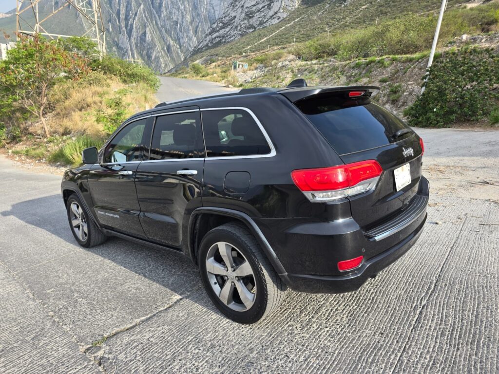 Jeep Grand Cherokee 2014 V6 4x4 5