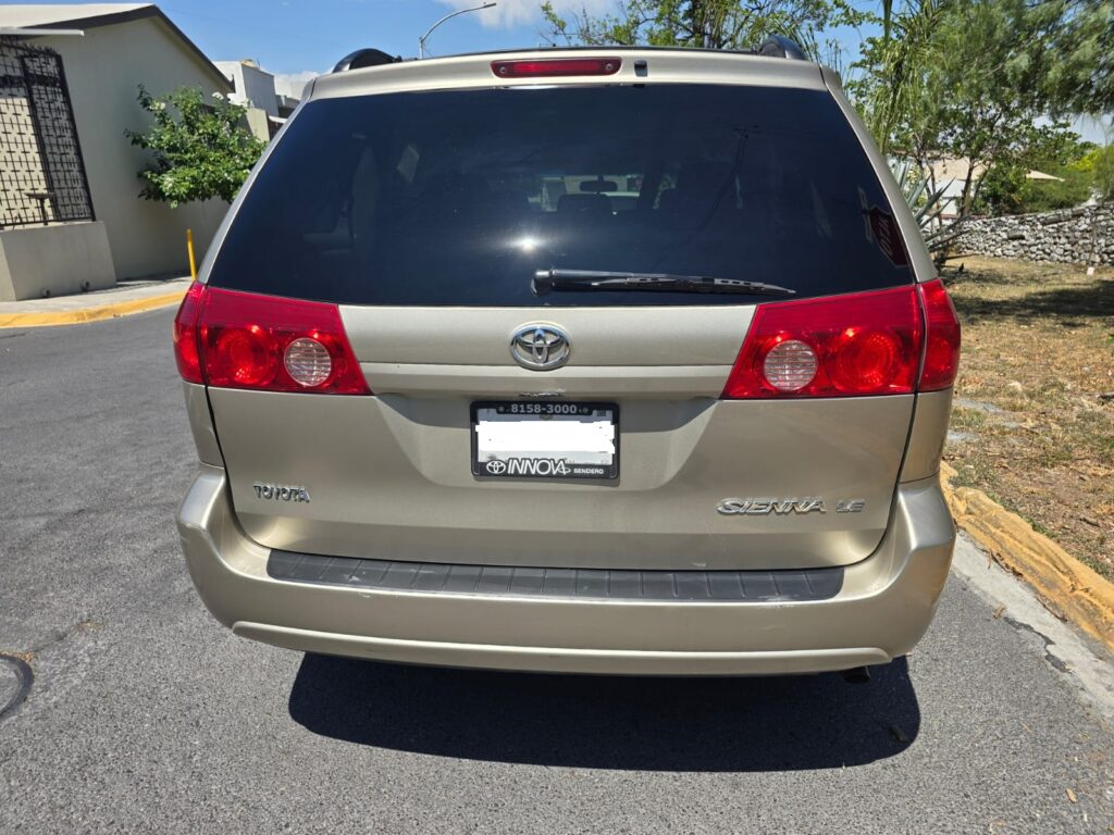 Toyota Sienna Le 2007 5