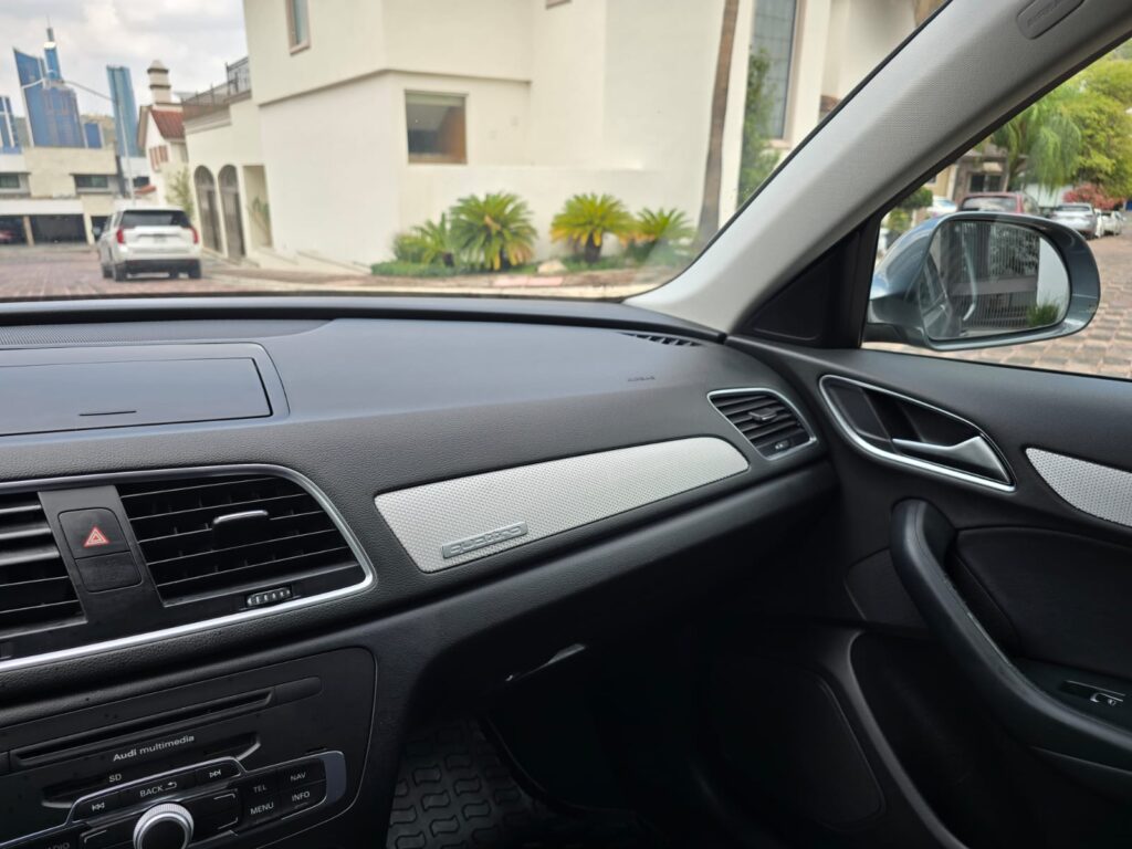 Audi Q3 Quattro Luxury 170hp 2015 13