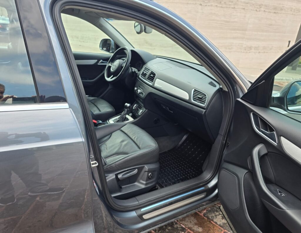 Audi Q3 Quattro Luxury 170hp 2015 14