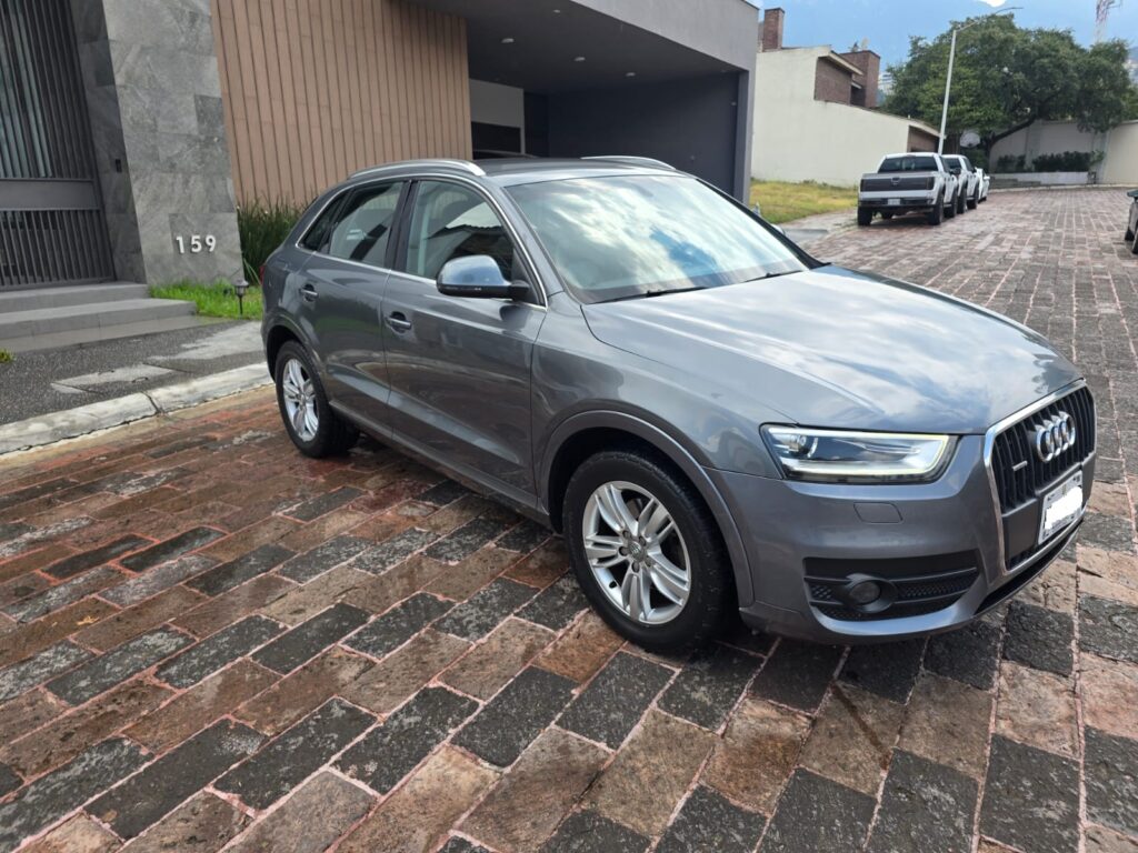 Audi Q3 Quattro Luxury 170hp 2015 2