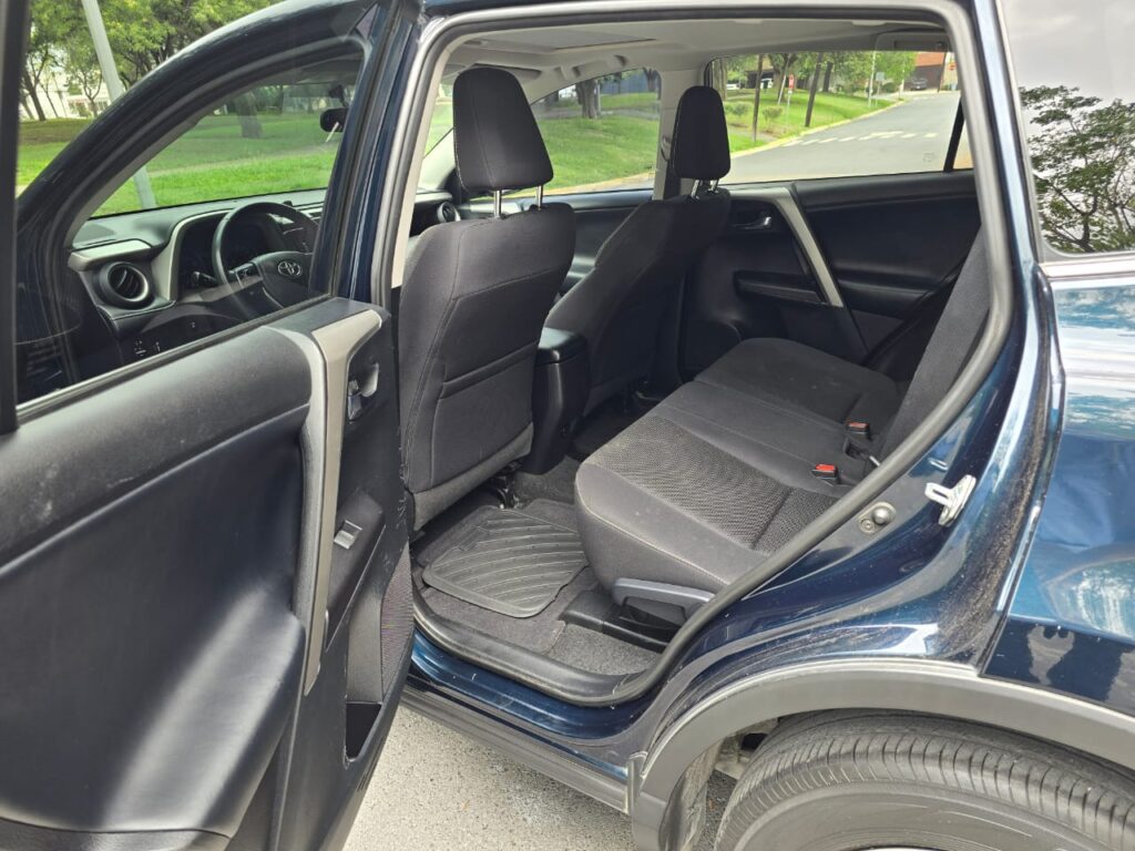 Toyota Rav4 Xle 2015 17