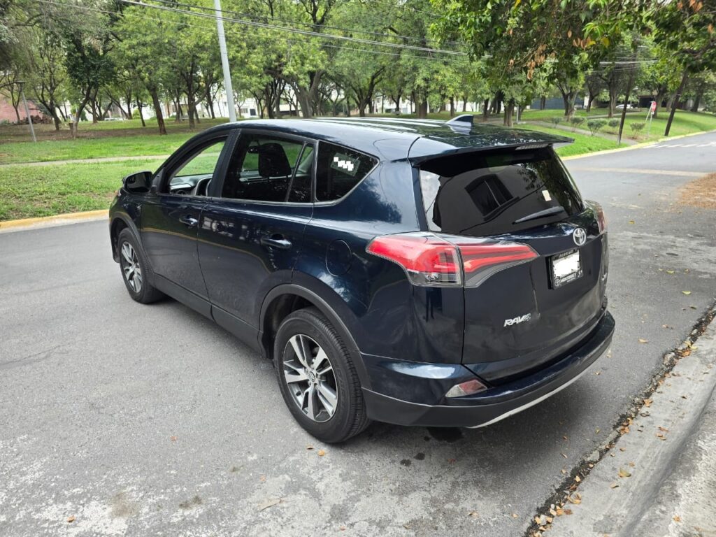 Toyota Rav4 Xle 2015 4