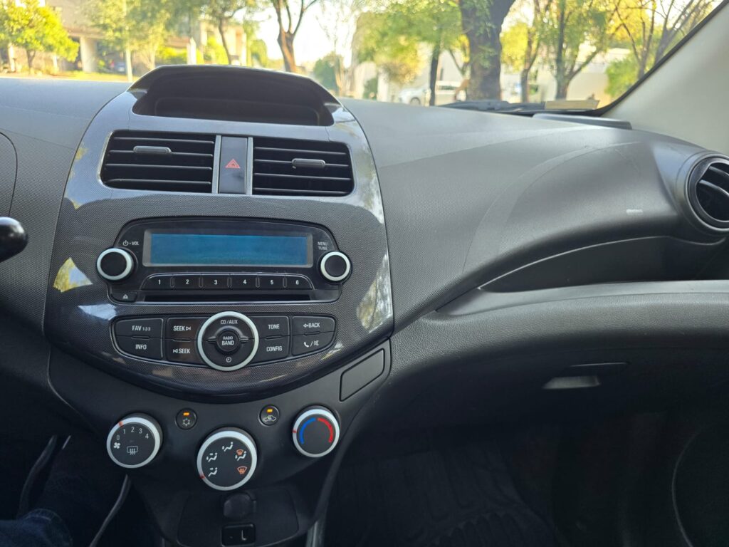 Chevrolet spark 2014 12