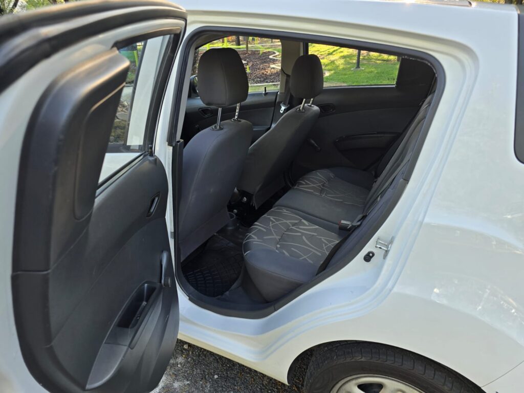 Chevrolet spark 2014 16