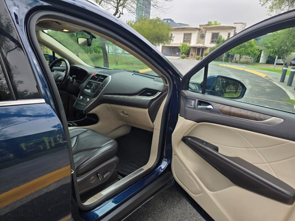 Lincoln mkc reserve ecoboost awd 2017 14