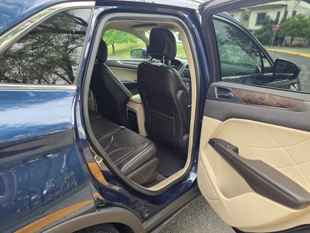 Lincoln mkc reserve ecoboost awd 2017 19