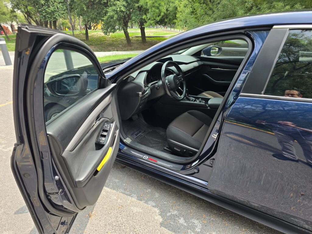 Mazda 3 i sport 2023 9