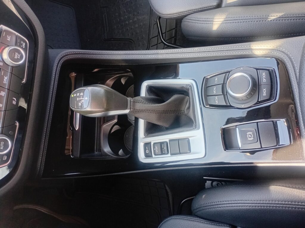 BMW 118 I Sedan Sport Line 2019