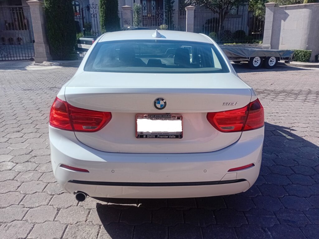 BMW 118 I Sedan Sport Line 2019