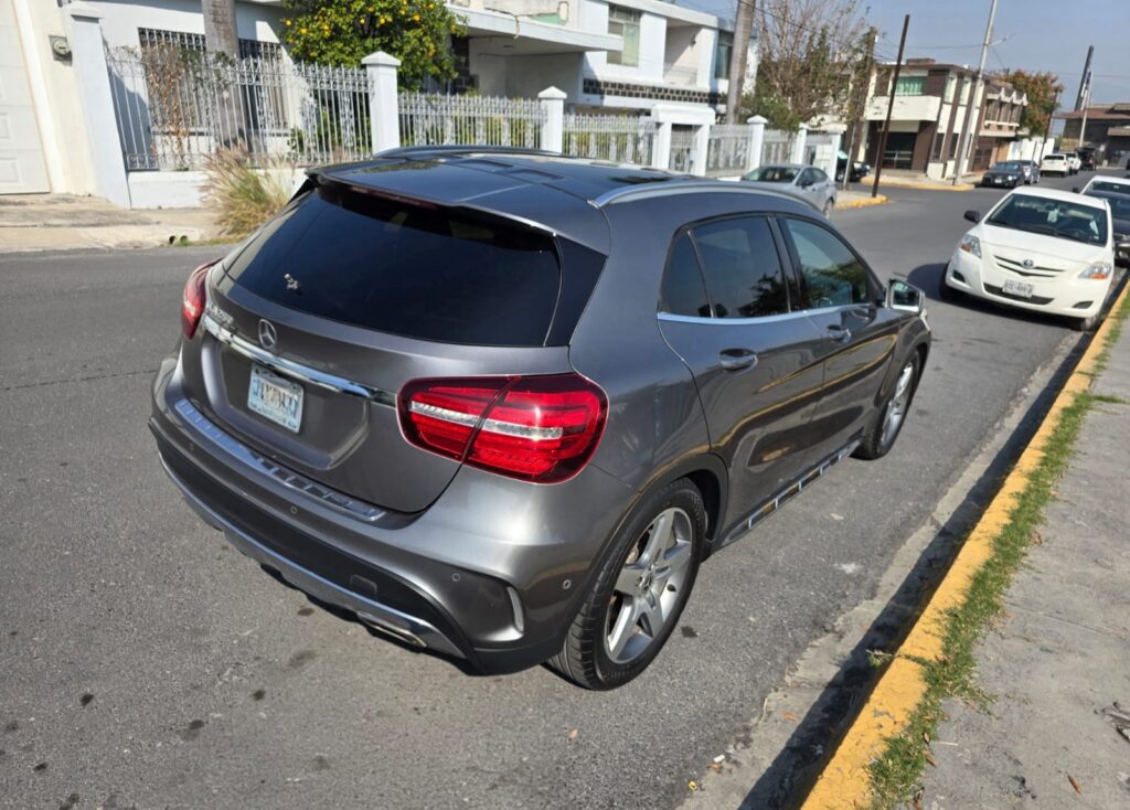 Mercedes Benz GLA 250 2018